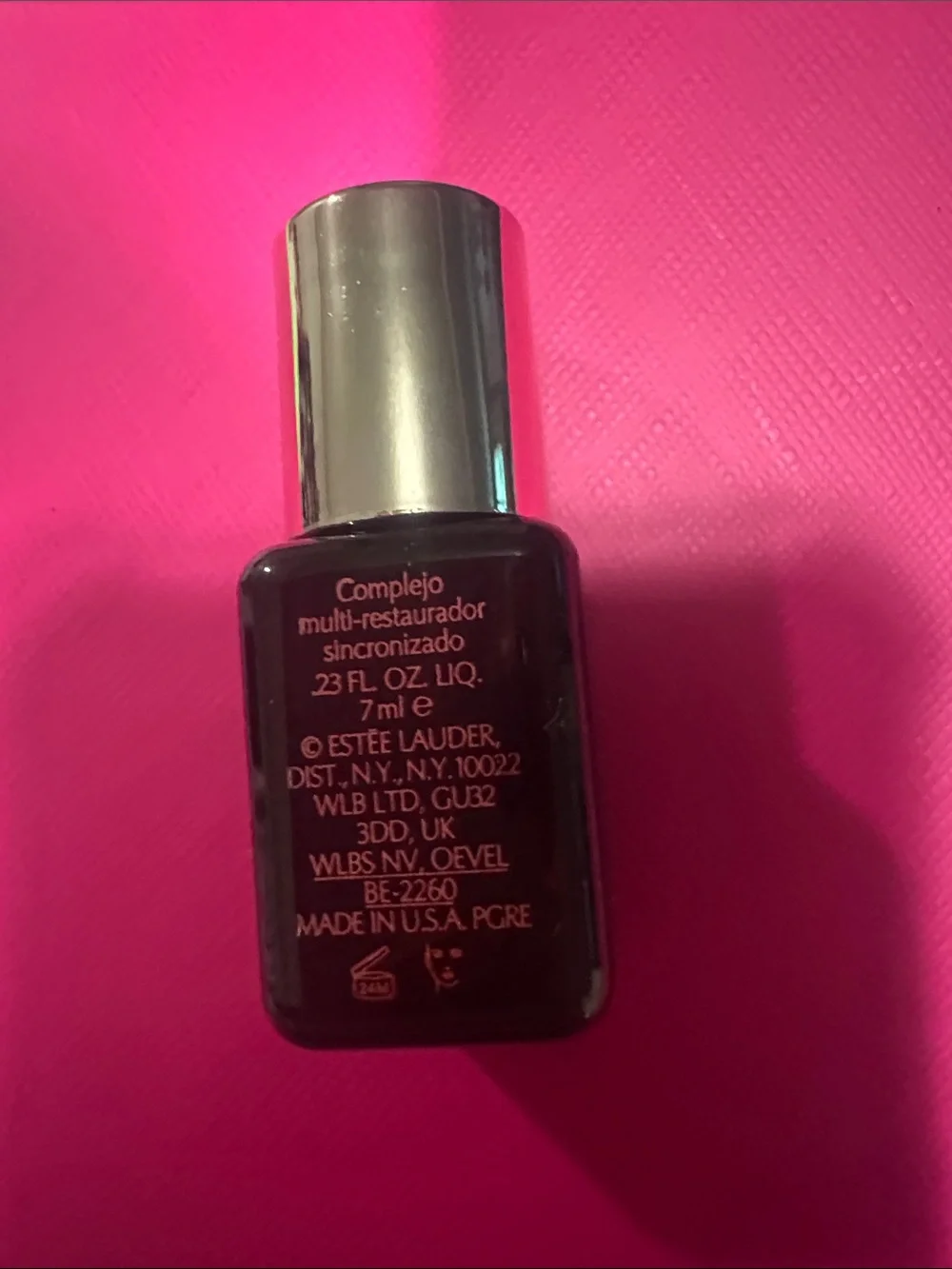 Estee Lauder Skincare Trio - Gold & White & Brown on Pink - Picture 7 of 7
